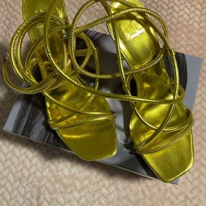 JLO Jennifer Lopez Rainia Heels, Saffron Women’s Size 8
